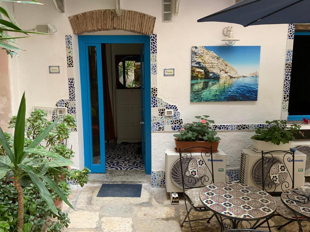 Cortile Azzurro 호텔 트라파니 외부 사진